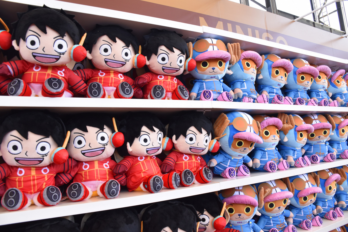 综上所述动漫IP孵化宣传和推广飘色发掘整理这一特殊文化遗产构建特色文化既是对于传统文化的传承也是对于现代文化的创新。这样的文化交融和创新不仅能够让传统文化得到更好的传承和发展同时也能够带动文化产业的发展促进社会的繁荣和进步。