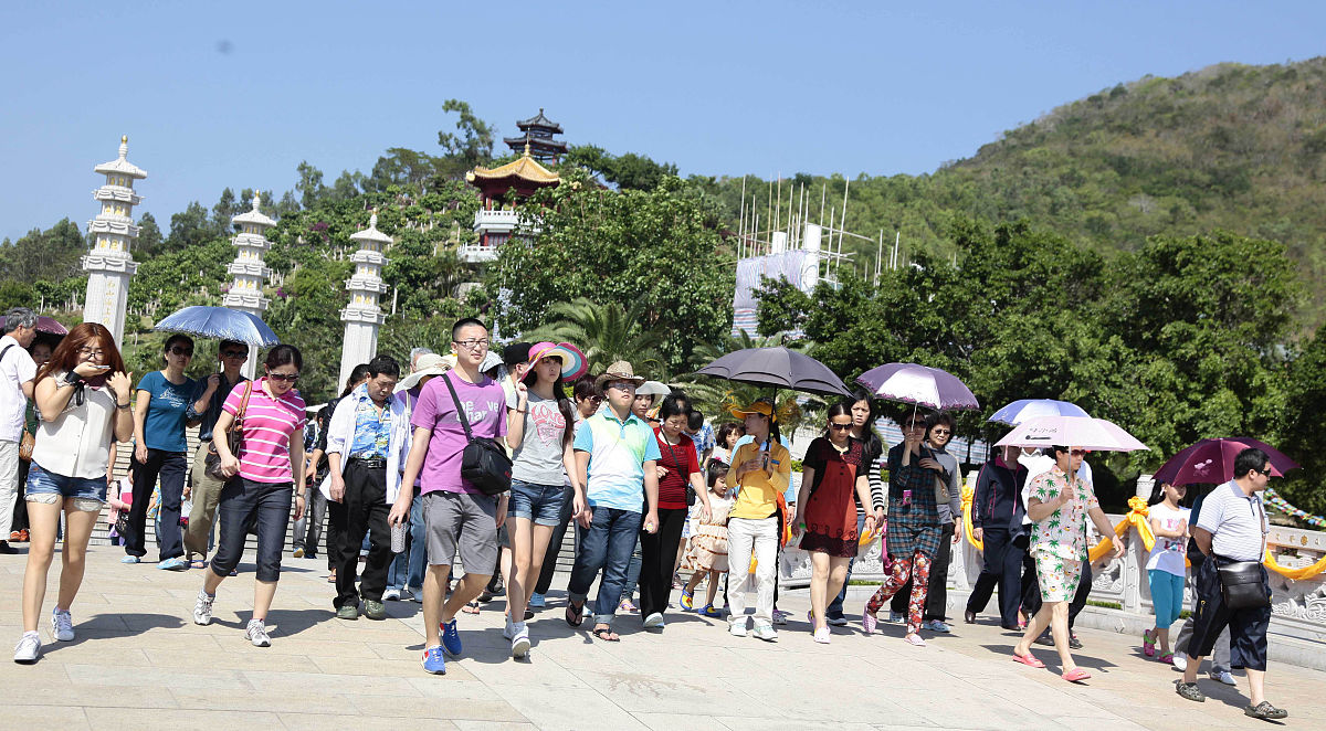 以峨眉山为主要地点写一个中小学生5天的研学夏令营活动方案