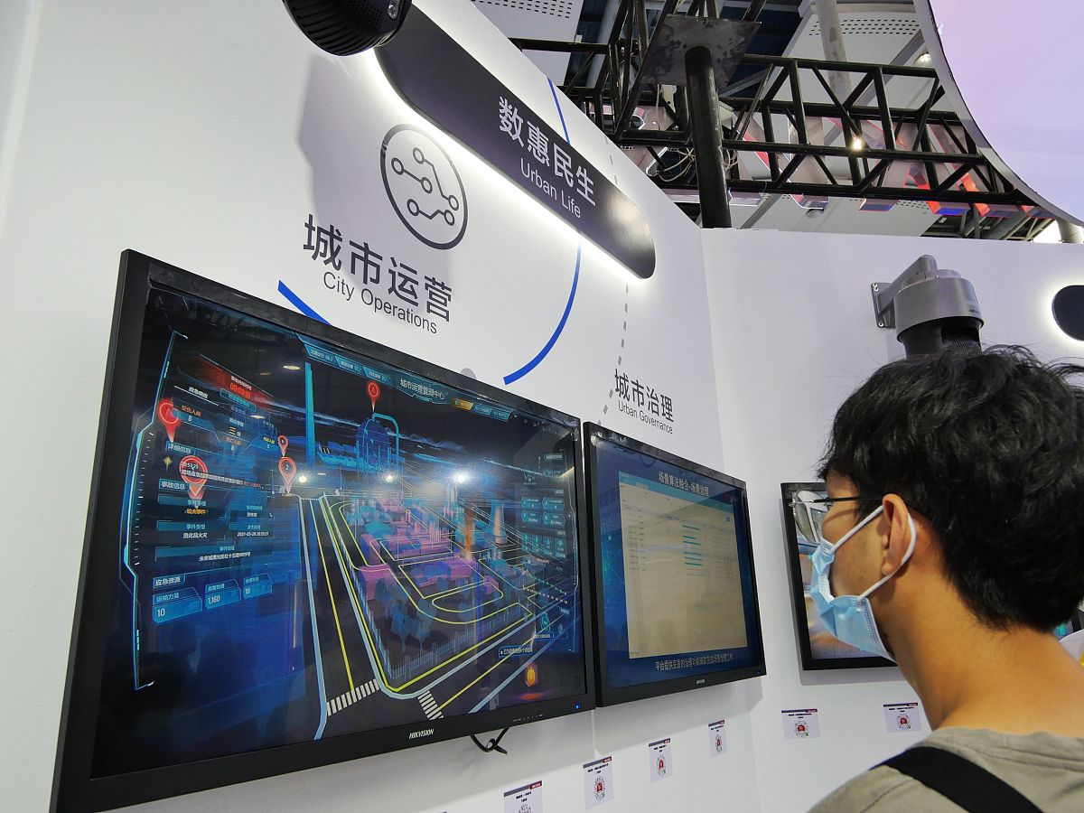 长安航空乘务学校大数据技术与应用好不好？有什么招生要求