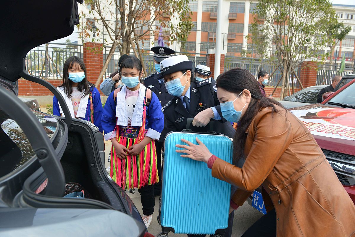 广西物资学校建筑工程施工专业就业前景分析 - 未来发展方向