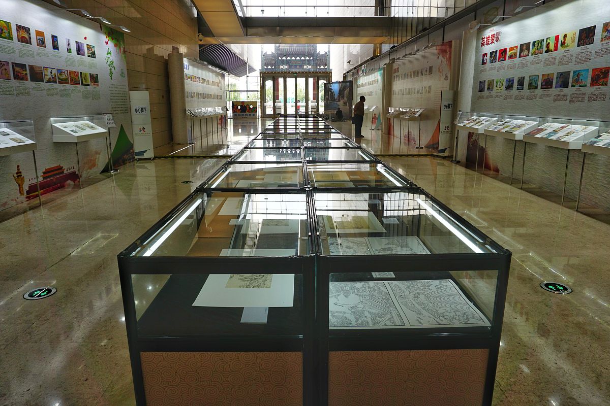 2019年9月15日,北京,"红色故事绘——连环画里的新中国70年"展览活动