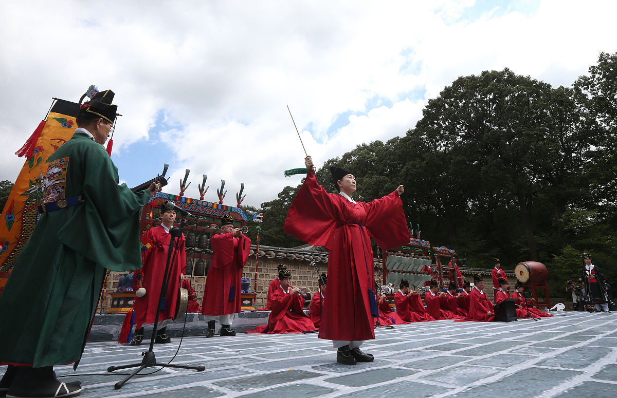 当地时间2015年8月26日,韩国首尔,"古宫听古乐"记者会在位于市中心的