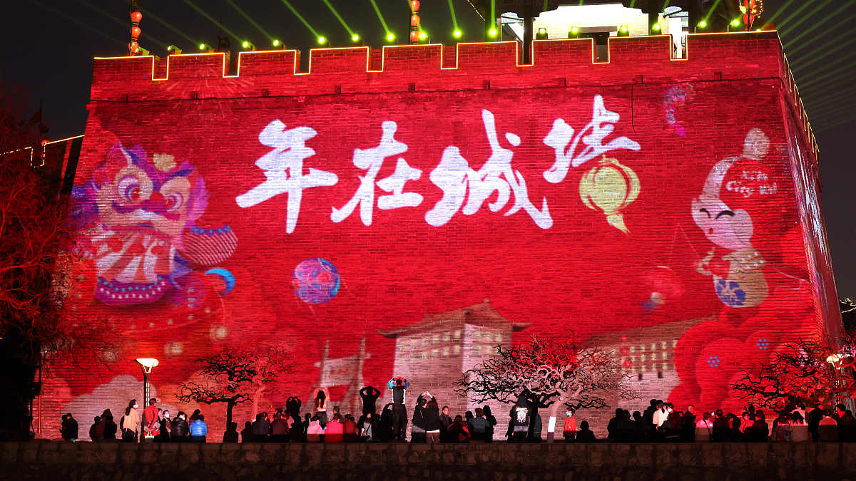 爱在初秋：一个温暖的爱情故事