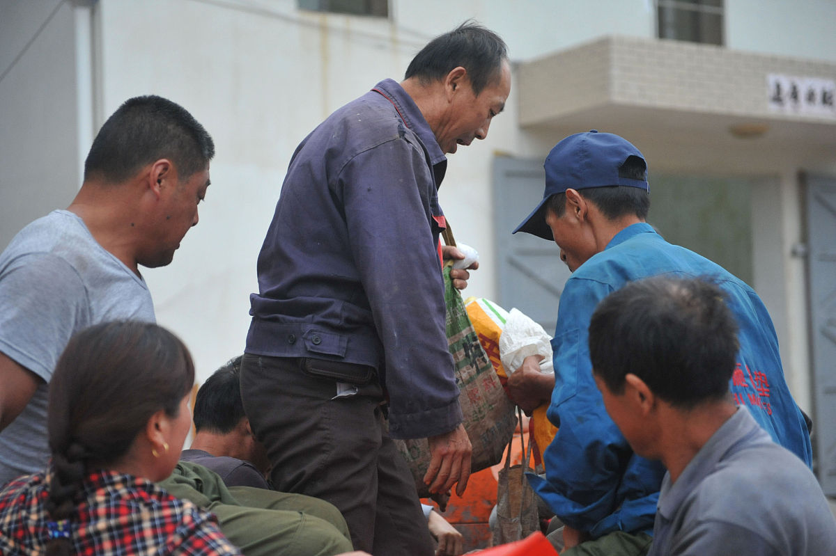 毕节市居民遇到困难如何寻求媒体帮助？