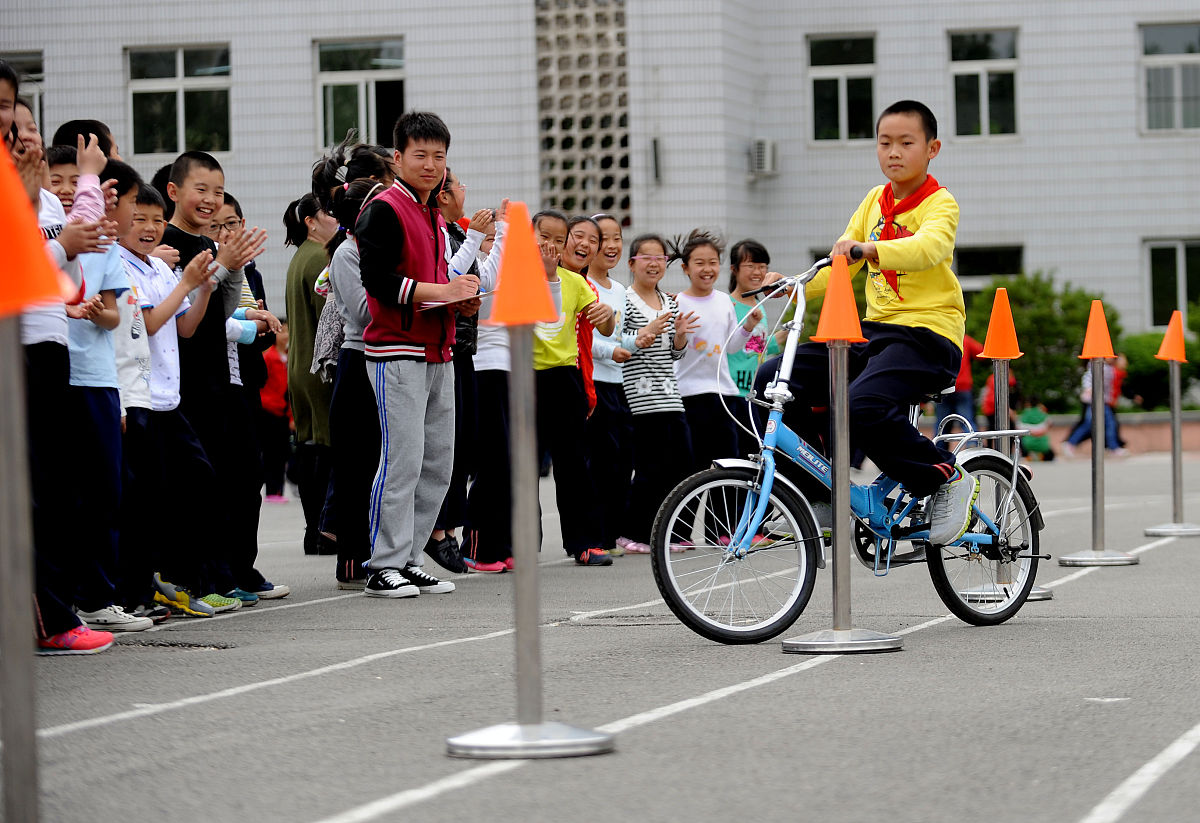 校园安全典型事件应对措施：案例分析及解决方案