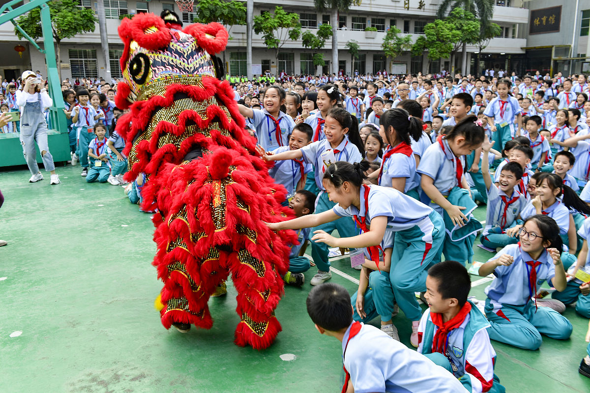 学校过传统节日对于筑牢中华民族共同体意识的研究对象怎们写