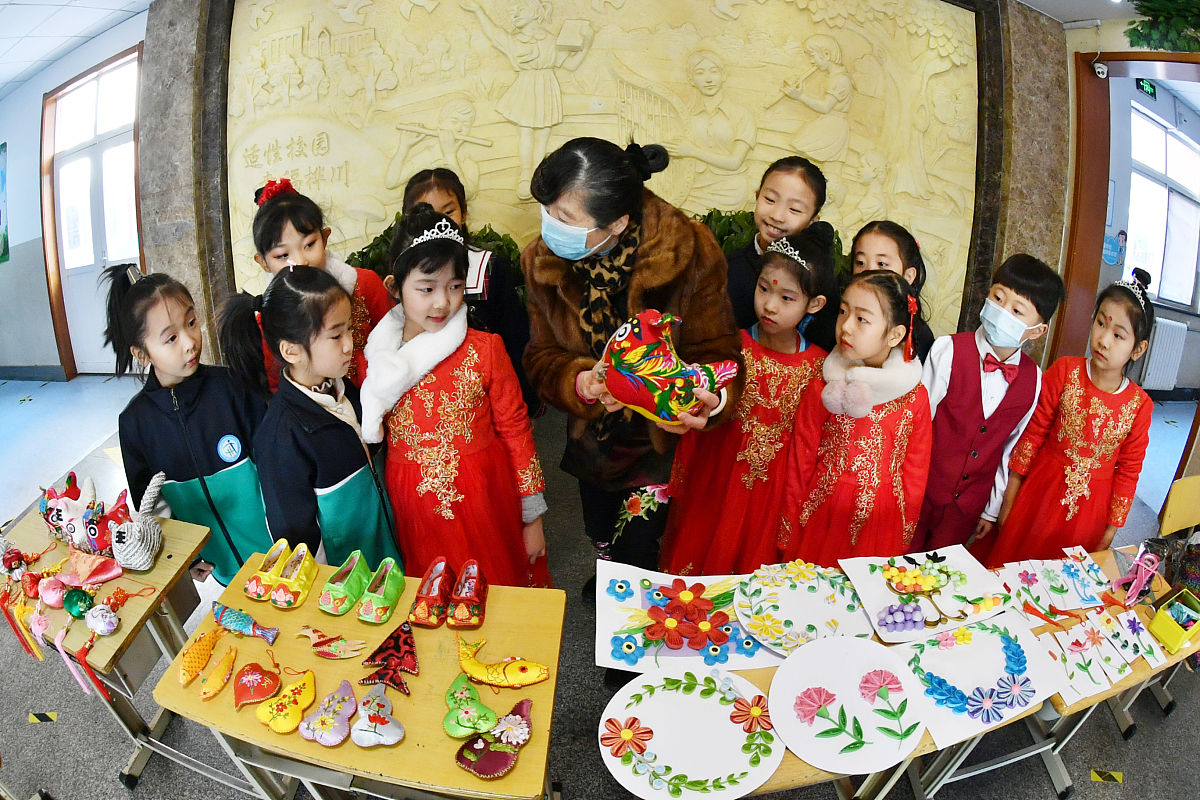 中国春节文化在对外汉语教学中的成果：提升文化理解和语言能力