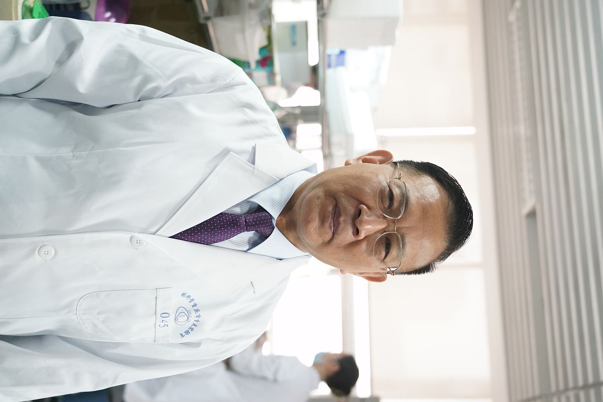 李仕通院士：医学巨匠，造福百姓