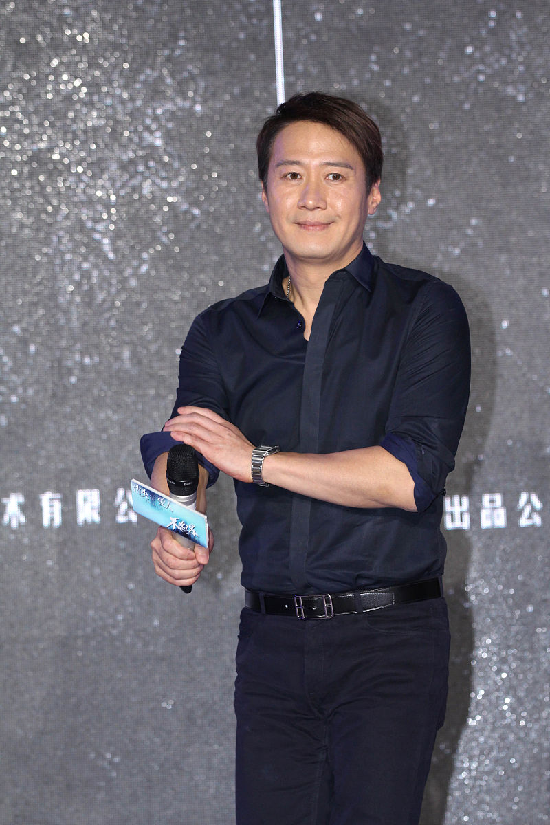 2015年9月24日,北京,电影《不速之客》和《消失的爱人》举行联合发布