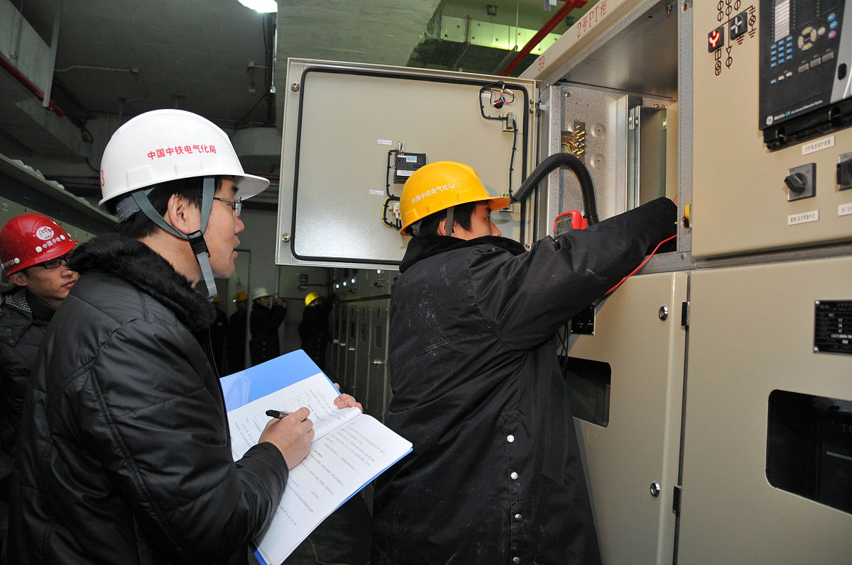 提升牵引变电所和远动设备运行维护管理效率：规范流程是关键