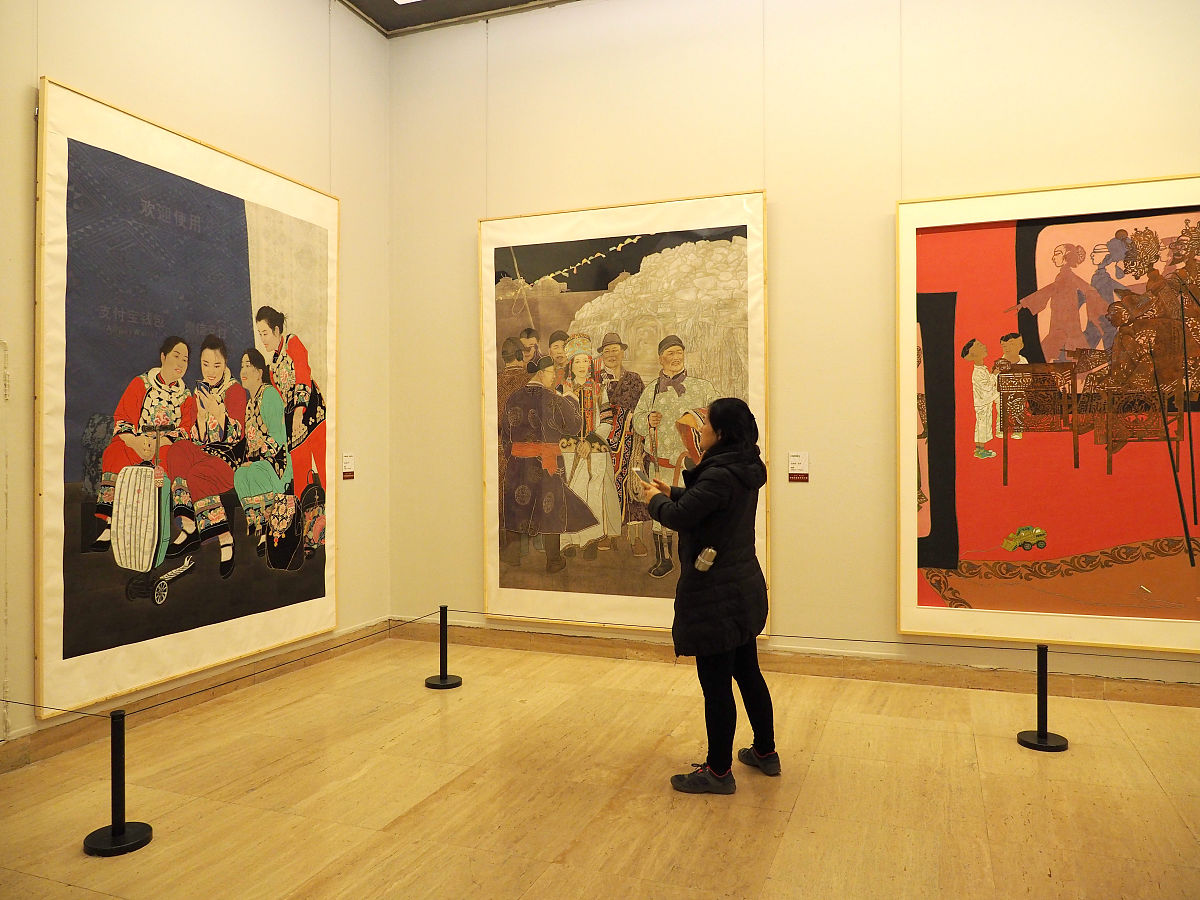 请帮我写10万字的中国和西方相互结合的一篇小说