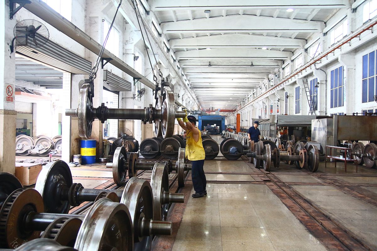 初中生可以上成都铁路学校吗