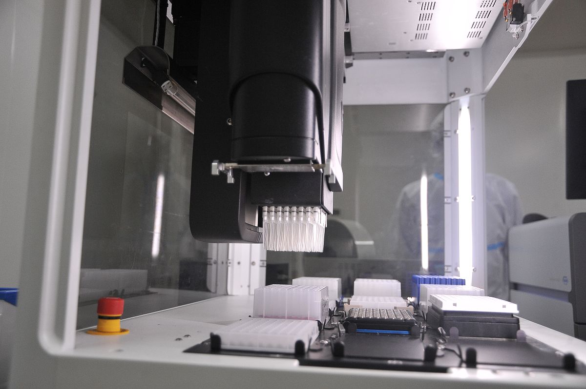 高效液相色谱仪（HPLC）学习笔记：第五周食药局化学检验科实习