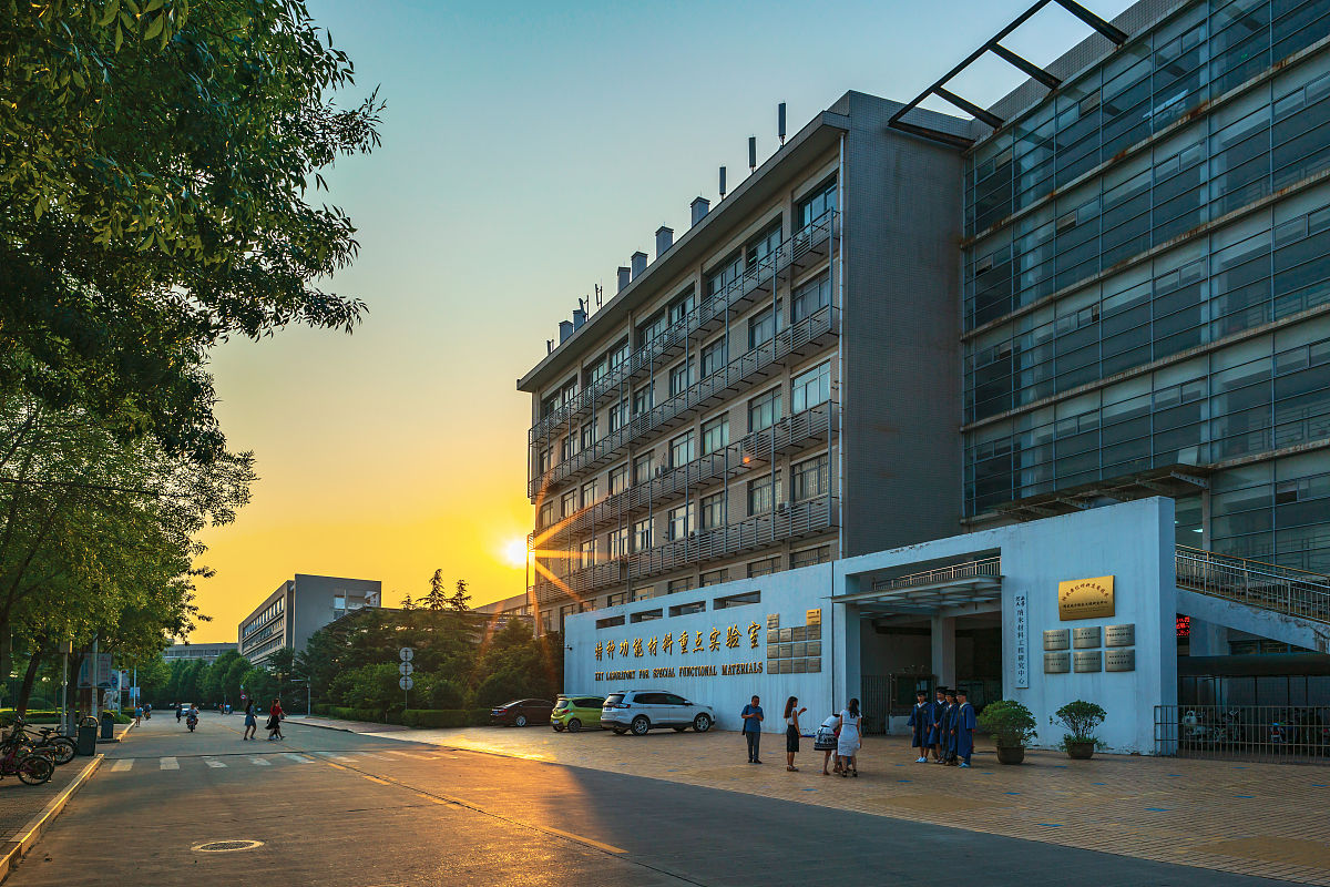 成都市现代职业技术学校高星级酒店经营与管理专业：未来酒店管理的新趋势