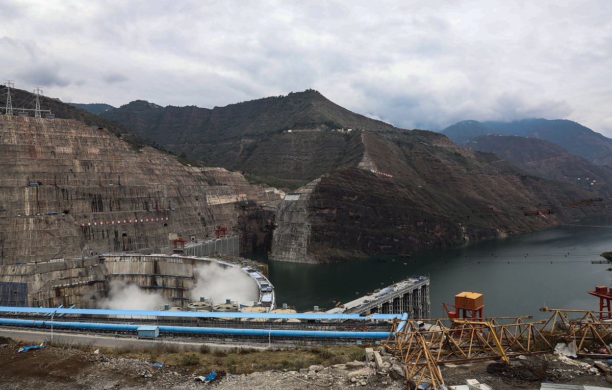 白鹤滩水电站：所属公司及上市情况