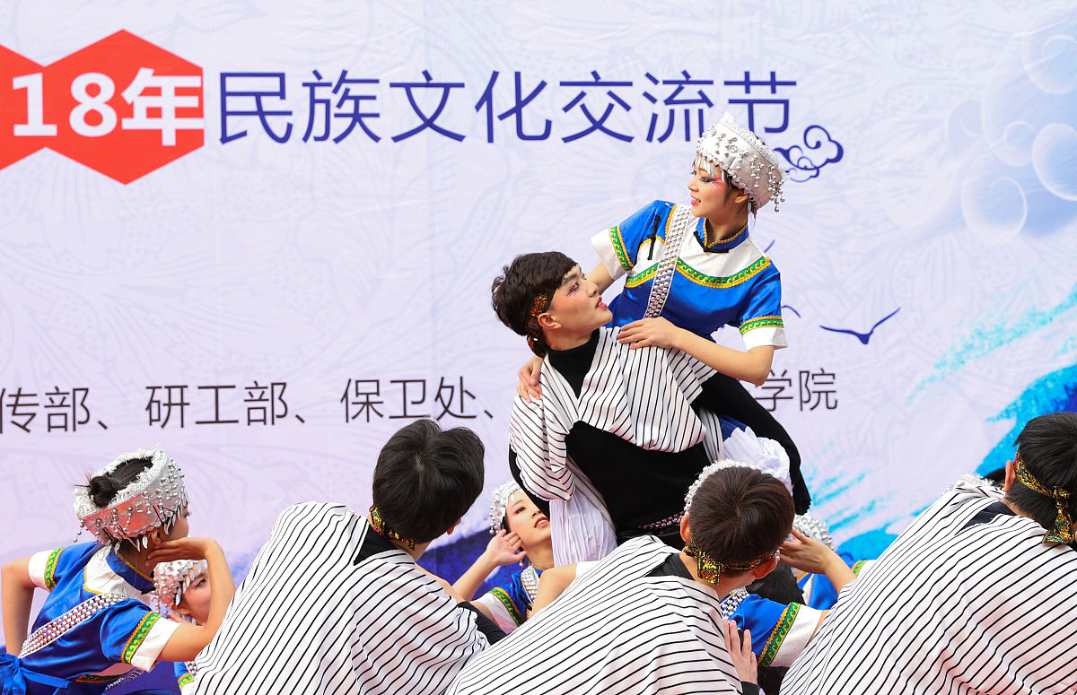 四川南充师范学校2021年招生专业：教育、艺术、文理兼备