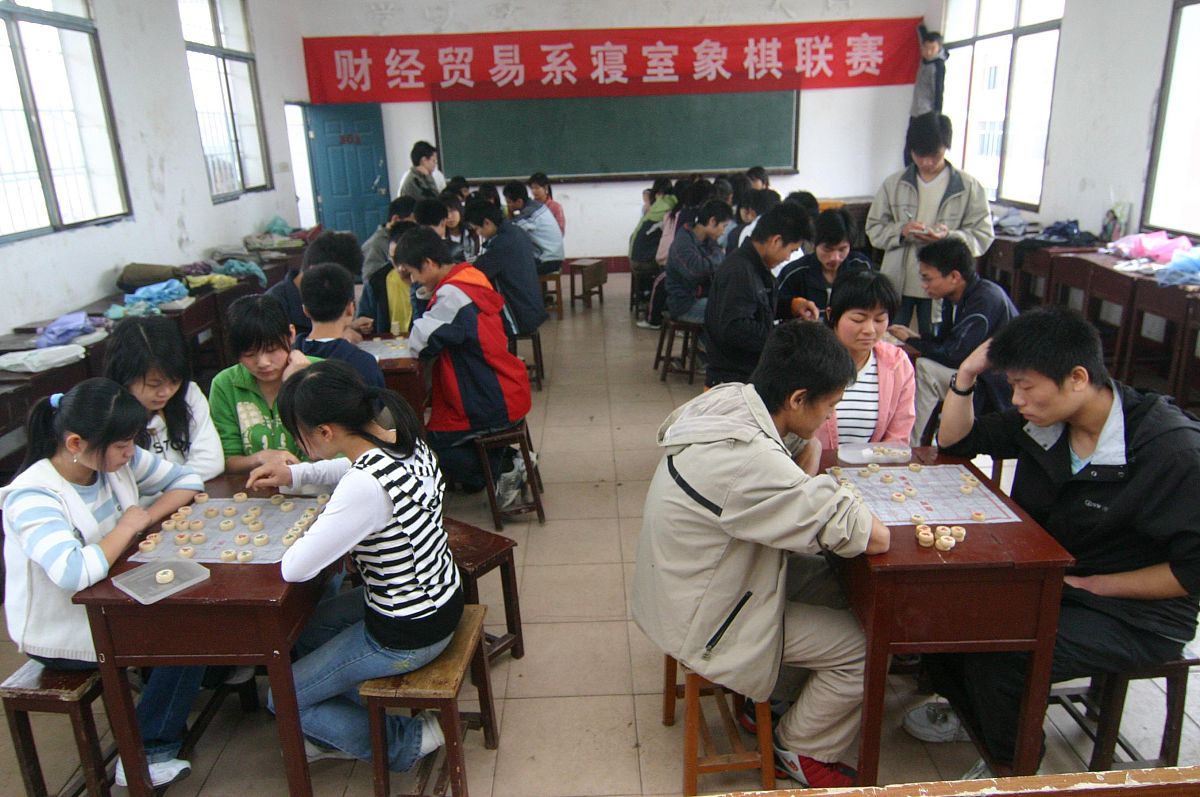 马鞍山职业技术学院药剂专业：就业前景、学习特点及选择建议