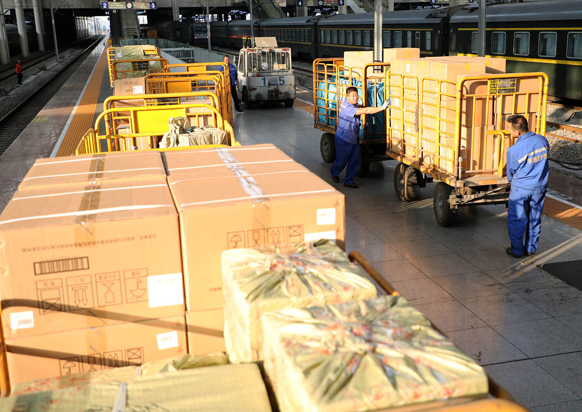 配送与快递的区别与联系