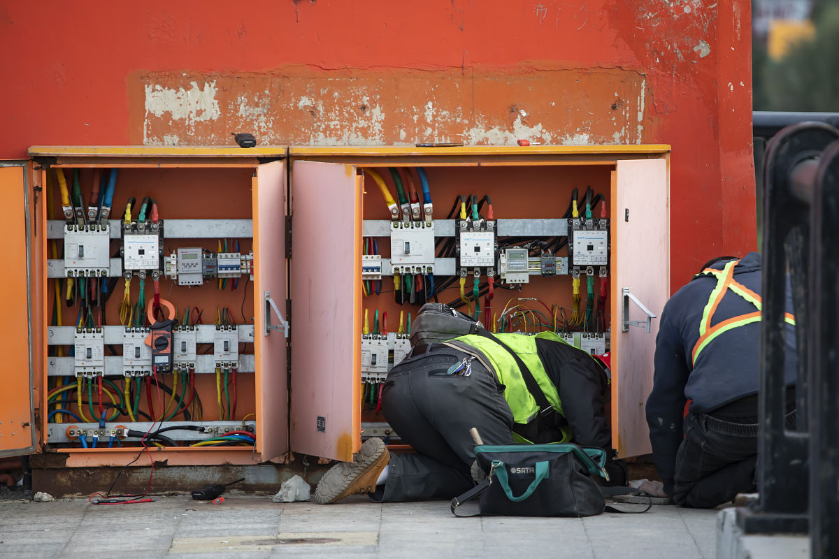 配电箱铺设橡胶板：什么情况下需要？