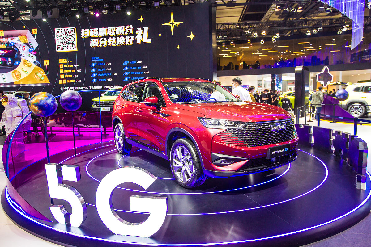 2021年4月27日,2021上海国际车展,第三代哈弗h6汽车展台 5g汽车.