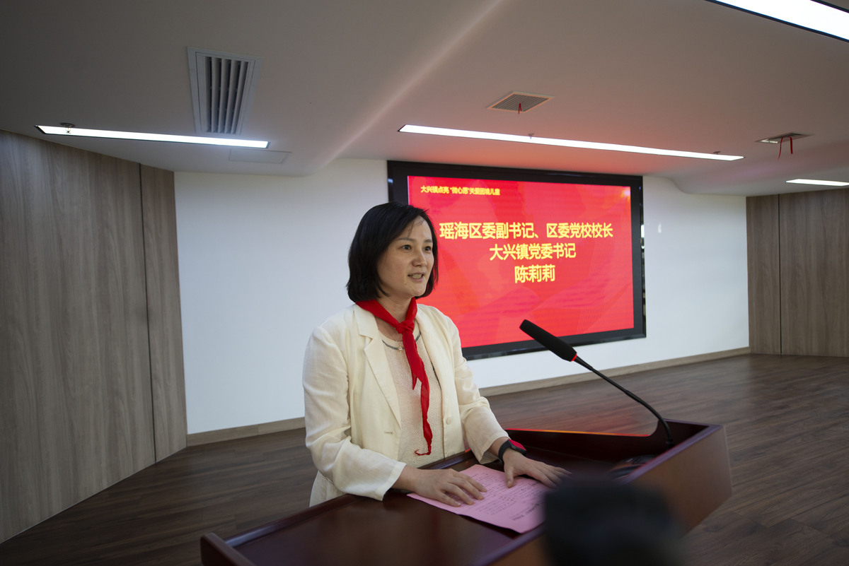 平凡岗位，不平凡成就：访谈身边模范张老师