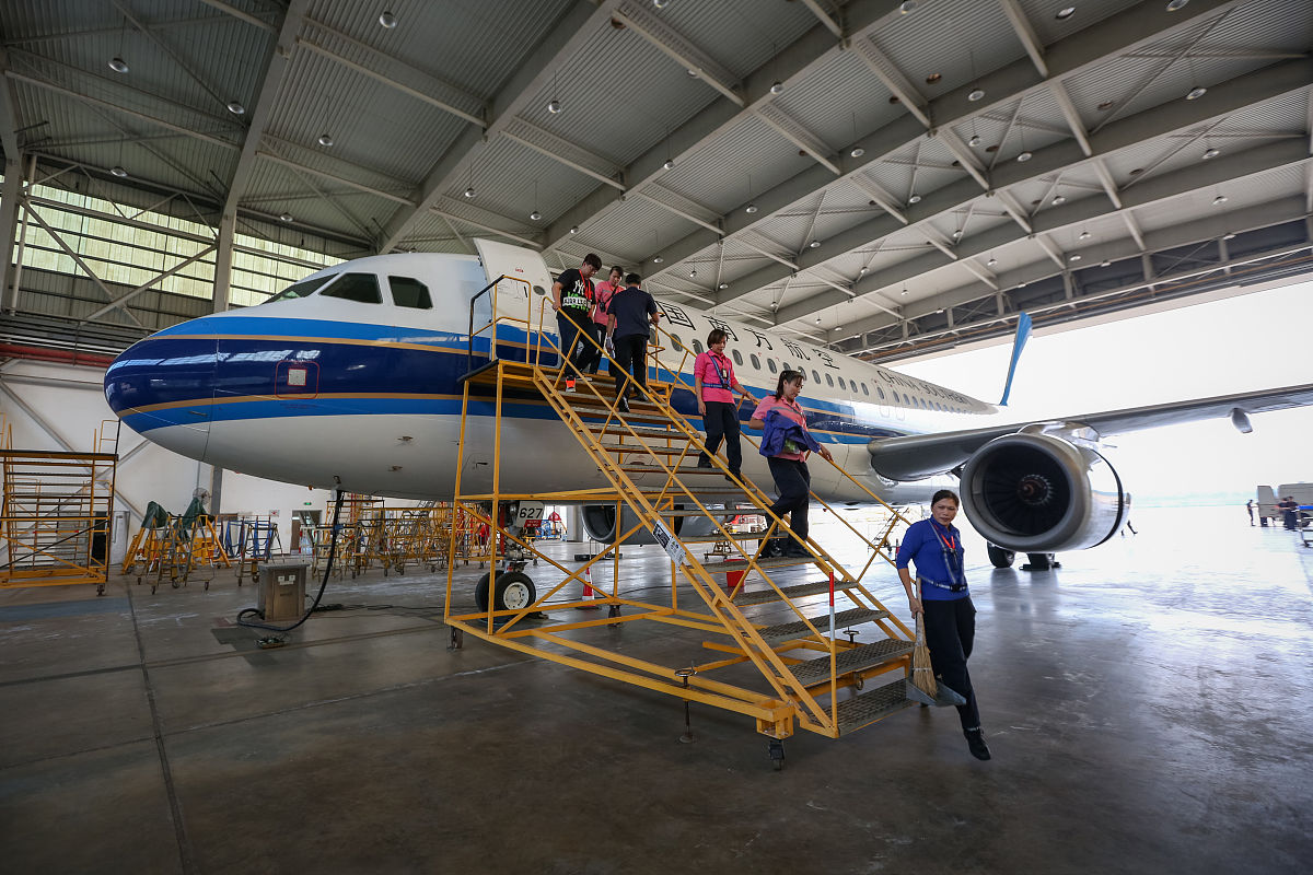 波音737 MAX空难：工程伦理反思与案例分析