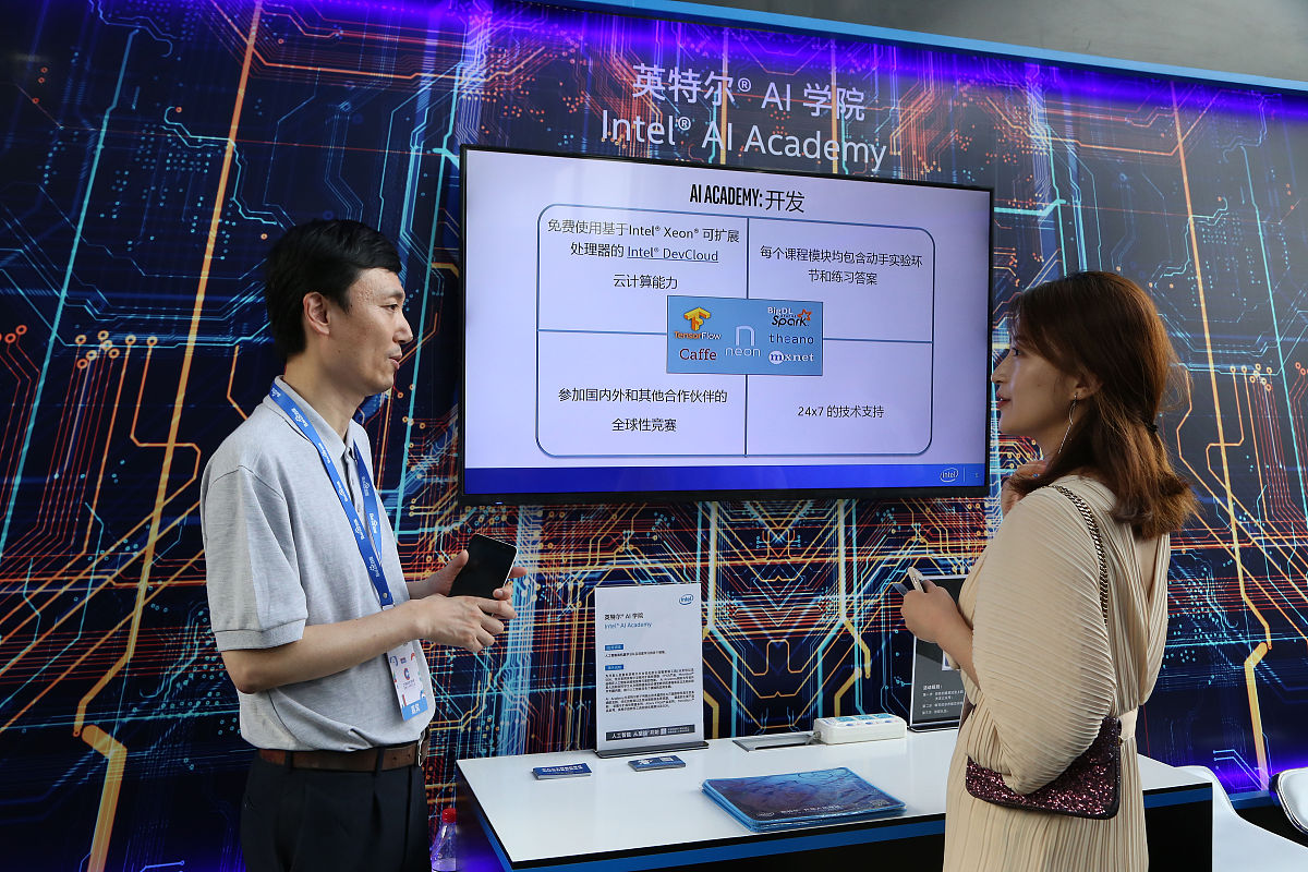 洛谷官网的网址是什么？