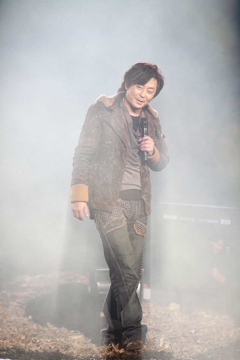 2009年10月23日,香港,"浪子"王杰举办演唱会.+++_+++演唱会,音乐会,个