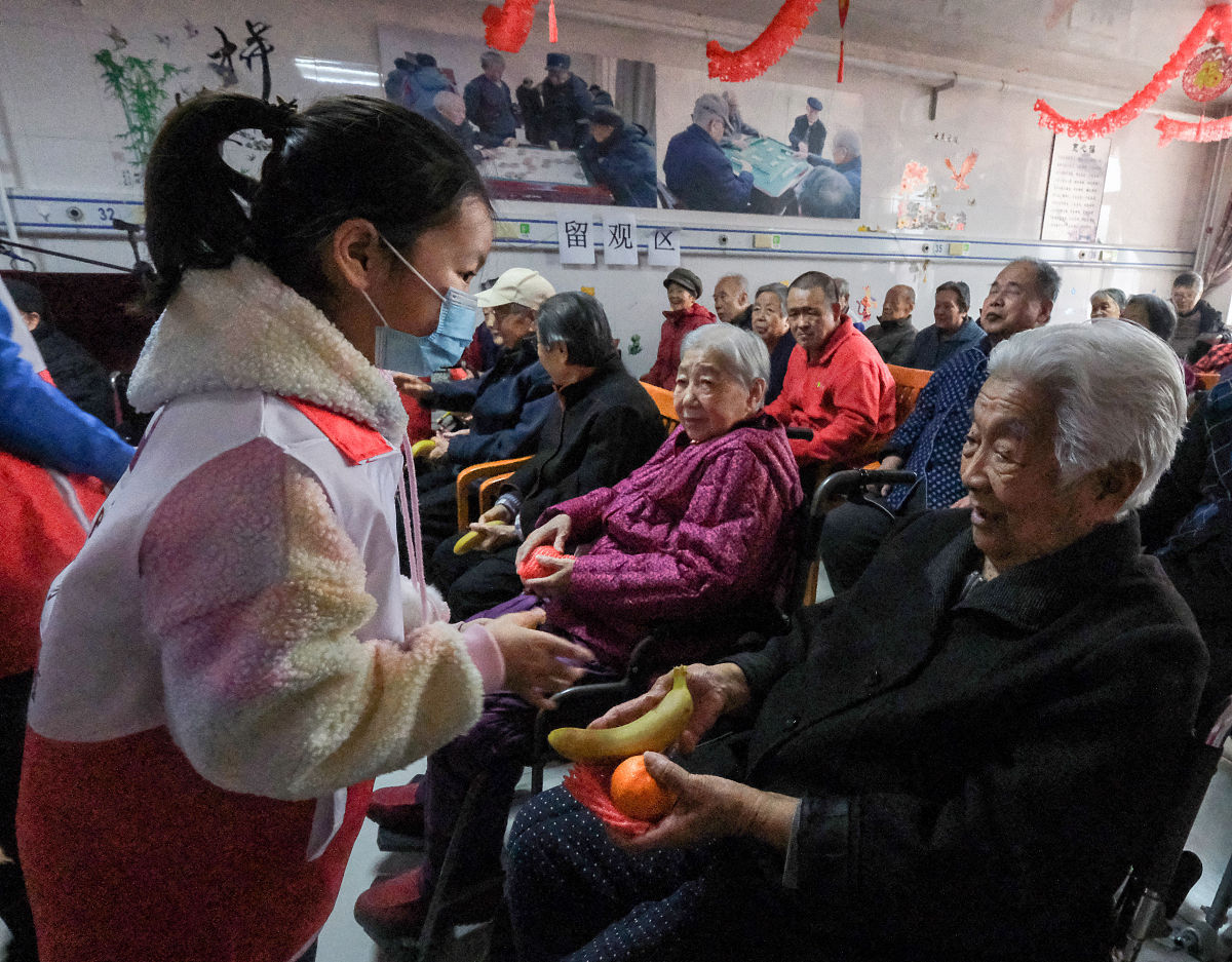 尊老爱幼活动实践总结：传递中华美德，促进社会和谐