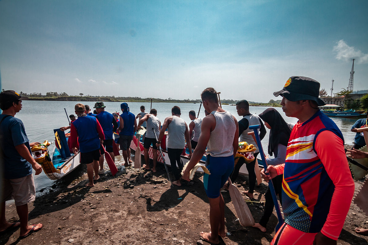 为我提供三个国内民俗文化节活动以及其数据、市场、意义、目的、成效、举办模式而后进行同质化分析以表格方式呈现