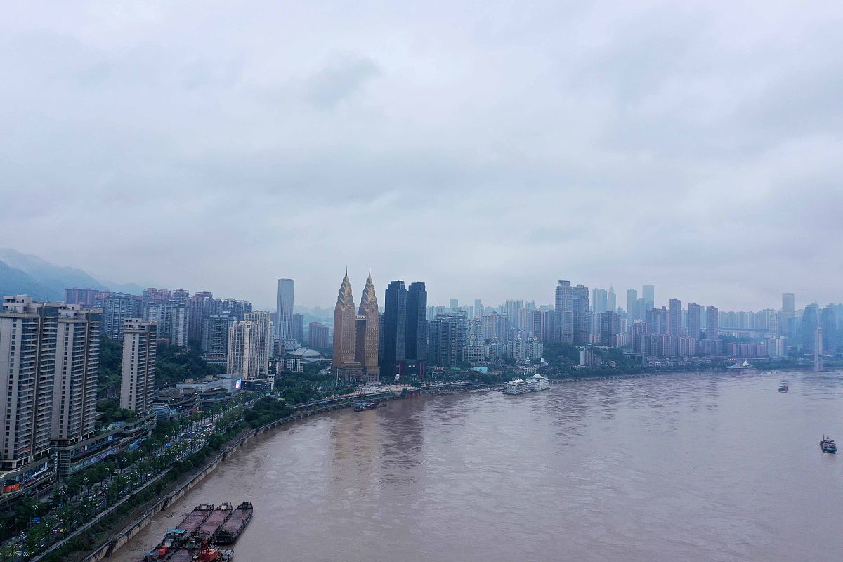 重庆航空专业学校招生要求：入学标准及发展前景
