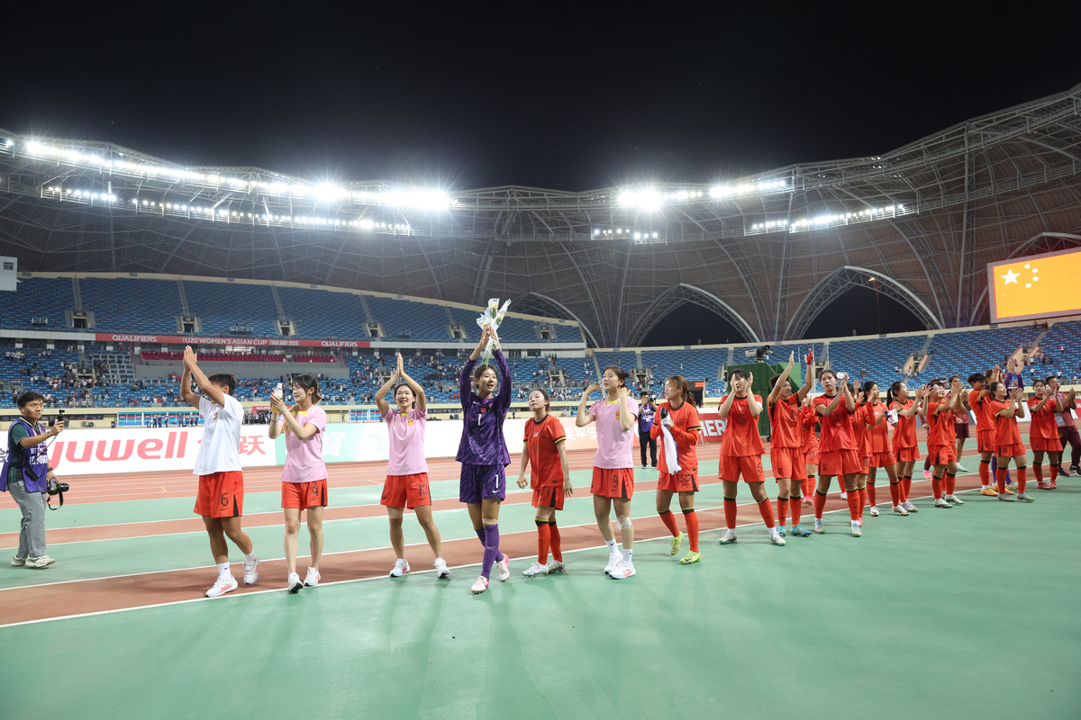 4月29日漳州中国女排腾飞馆120多名排球参赛选手身着齐整运动装伴随着一声嘹亮的开场哨响正式拉开了为期三天的2023年晟育杯漳州市排球联赛赛事！ 本次赛事漳州市体育总会主办漳州市排球协会和福建晟育投资发展集团有限公司承办我司作为赛事冠名单位。