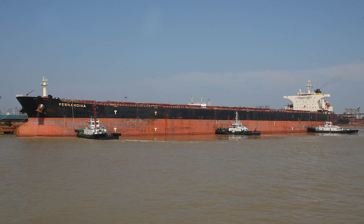 货轮排水量多少？200吨合理吗？