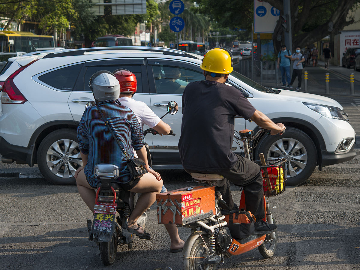 佛山市电动摩托车政策执行现状、问题与对策研究
