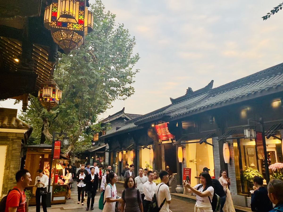 周边游旅游服务质量差、管理水平低
