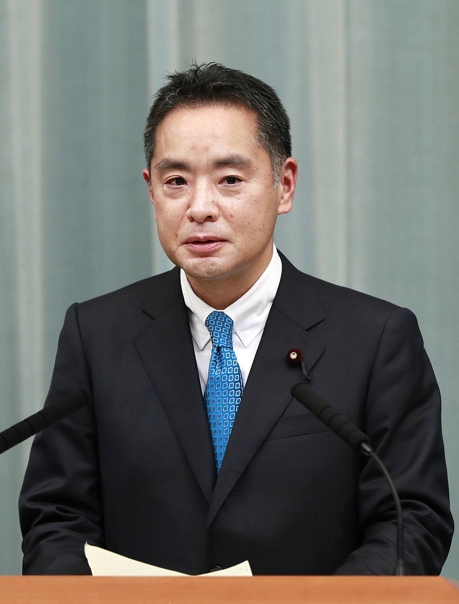 当地时间2020年9月16日,日本东京,菅义伟新内阁亮相后,世博担当相井上