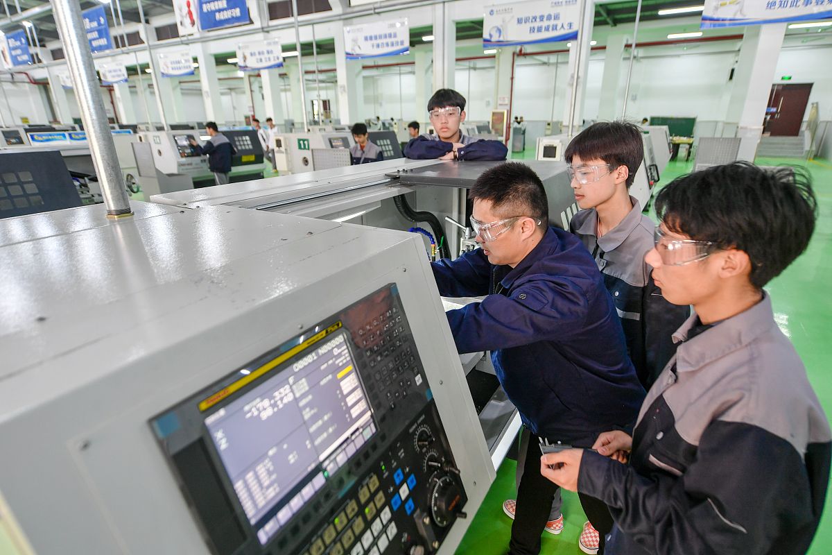 哈尔滨职业技术学院市场营销专业就业方向：从企业到互联网