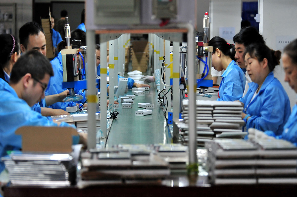 华西股份(002141.SZ): 电子元器件和智能化设备领先制造商