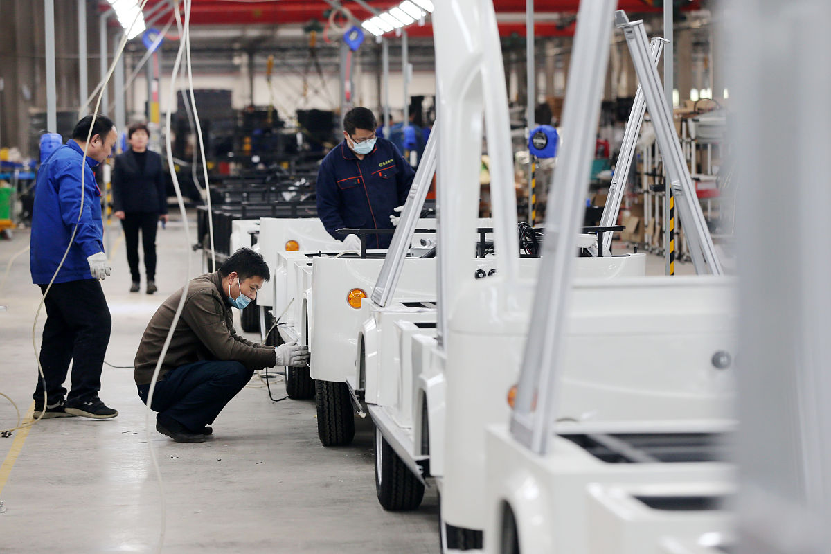 成都铁路运输学校：蓝领之路，成就未来