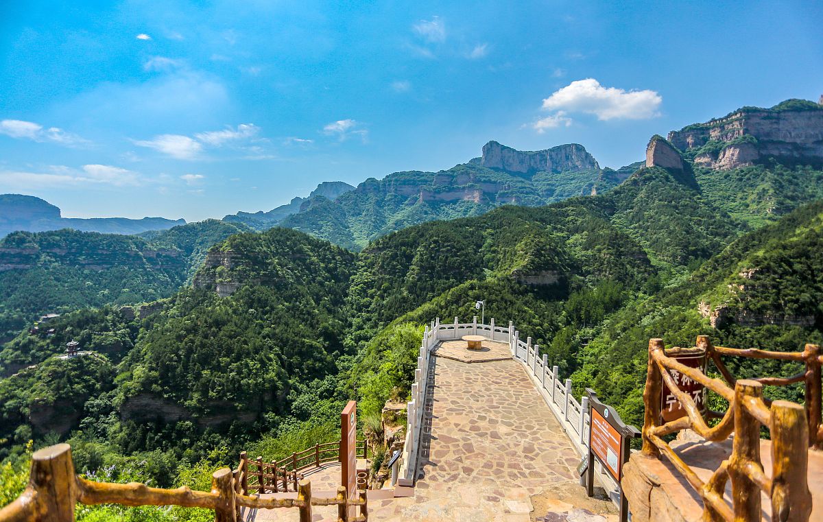 邯郸城建技工学校2021年招生专业：建筑、市政、机电、土木