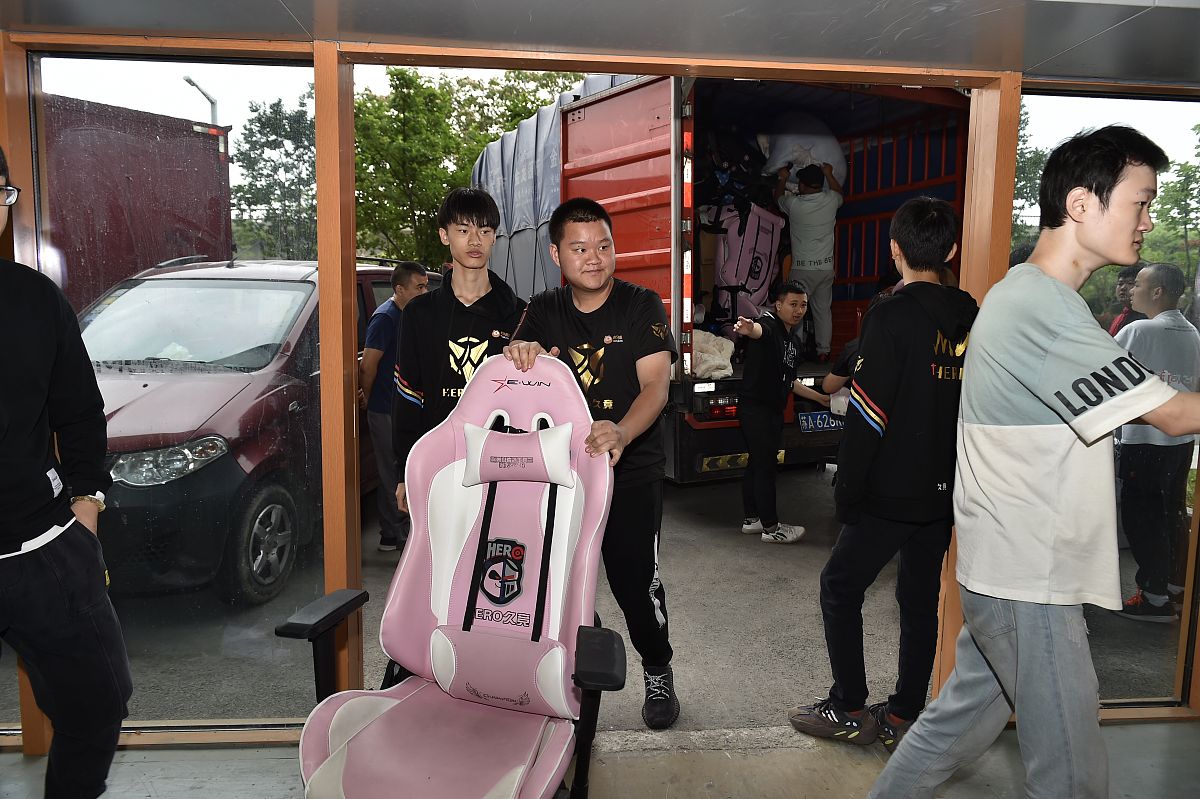 四川水利职业技术学院五年制大专专业介绍 - 水利工程、机械、经济管理、文化教育等领域