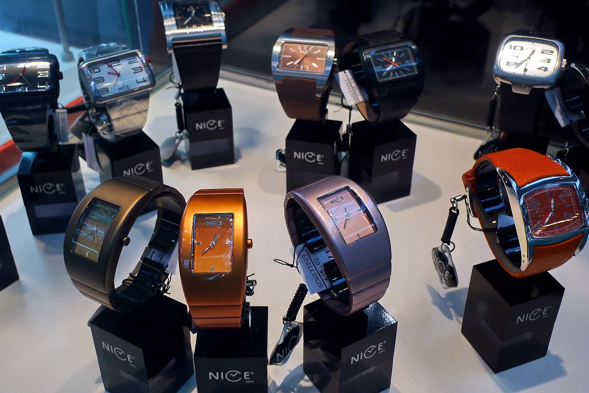 rephrase We then calculate Frev TFP2tas the fitted values of projecting IPG forecast revisionsonto the realized TFP shock and its lag The TFP shock is determined by modelingTFP growth as an AR1 proces