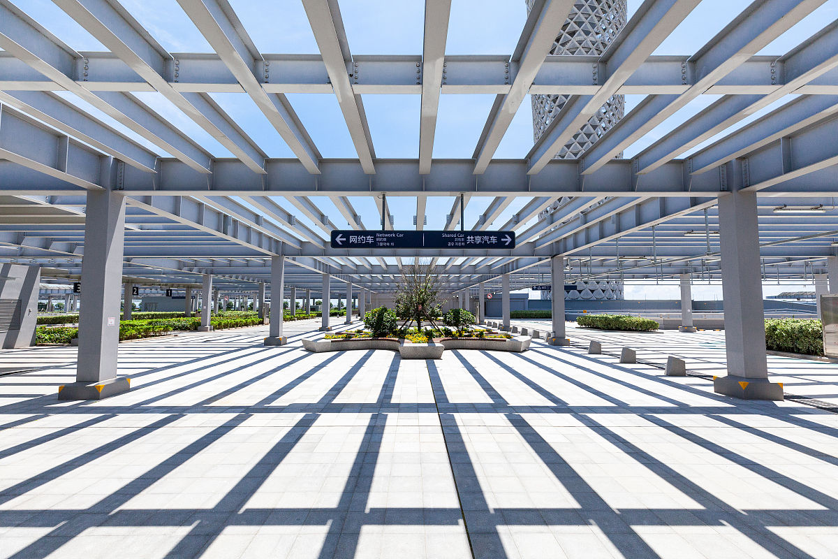 牟平到机场巴士多少钱帮我用200字详细描述