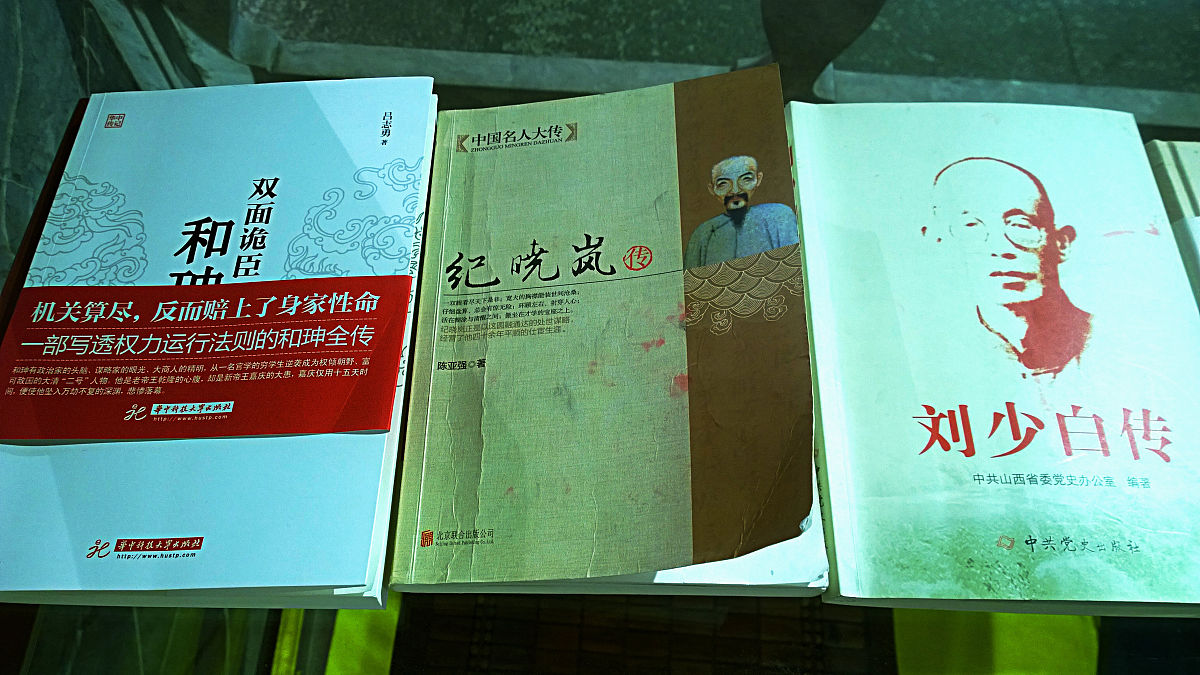 谈谈南来作家的独特性对香港文学发展的意义。