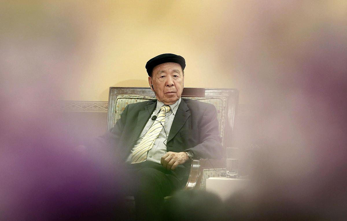 2013年3月26日,香港,银河娱乐集团董事长吕志和出席新闻发布会.银河娱