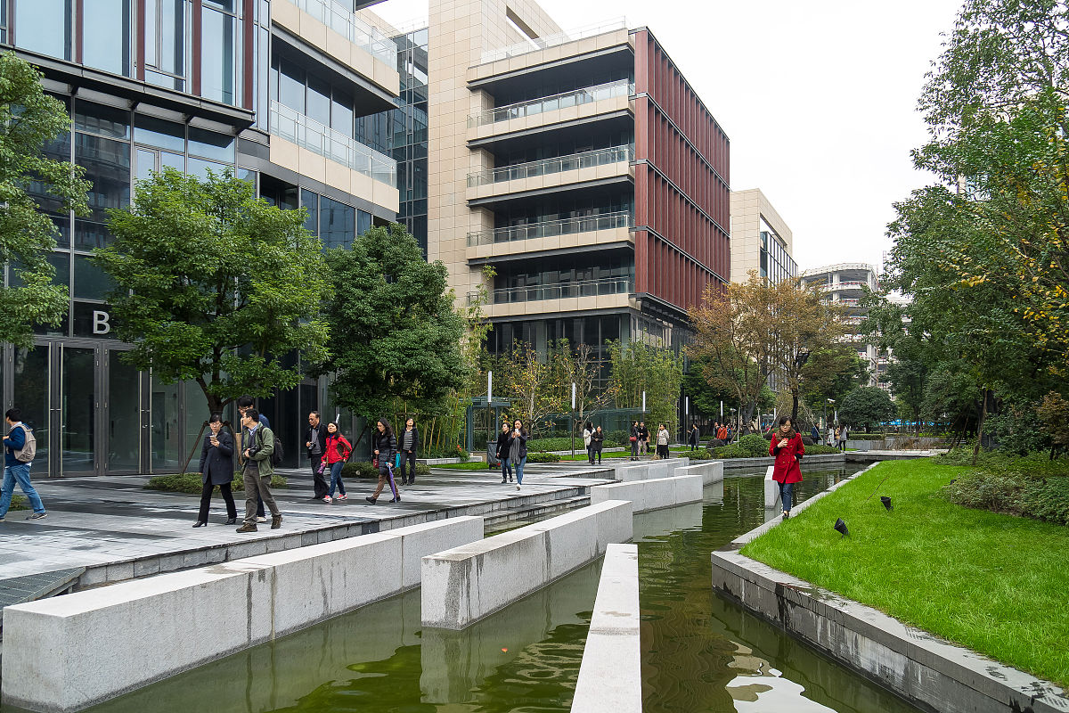赤水市中等职业学校酒店服务与管理专业：就业前景好，技能全面的热门选择