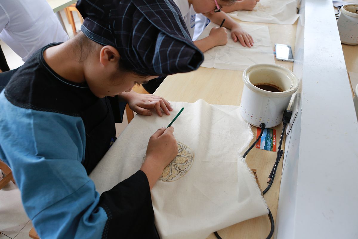 贵州盛华职业学院中专部招生简章 - 培养高素质技能人才的摇篮