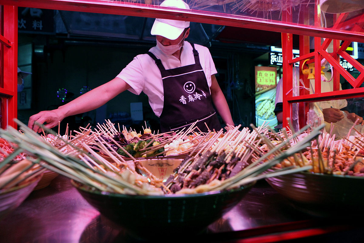 极光推广：免费看电影，还能每天赚10元！