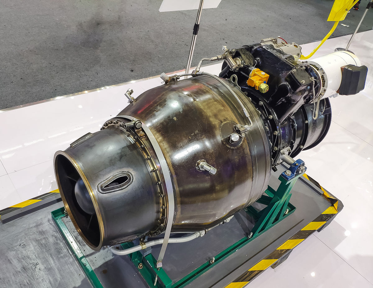 飞机发动机燃油泄漏故障维修实践总结