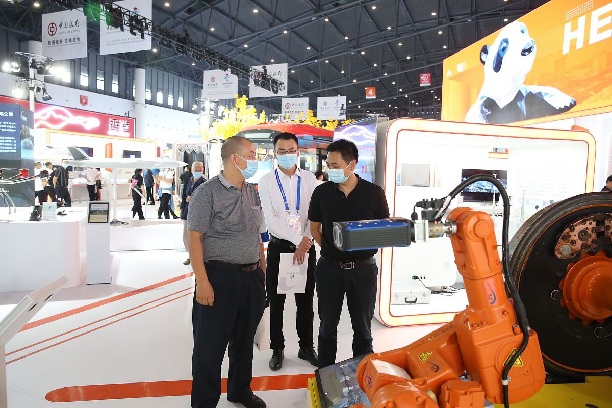 根据2023成都国际工业博览会撰写一个吸引人的标题标题要包含时间